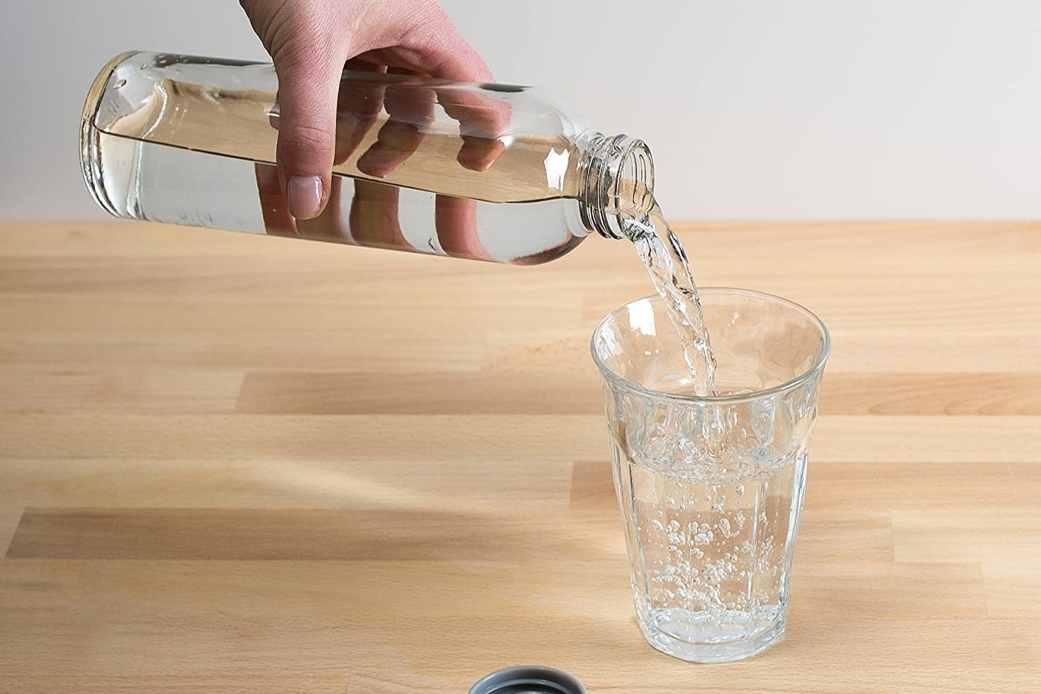 Стеклянная тара - способ уменьшить микропластик в воде